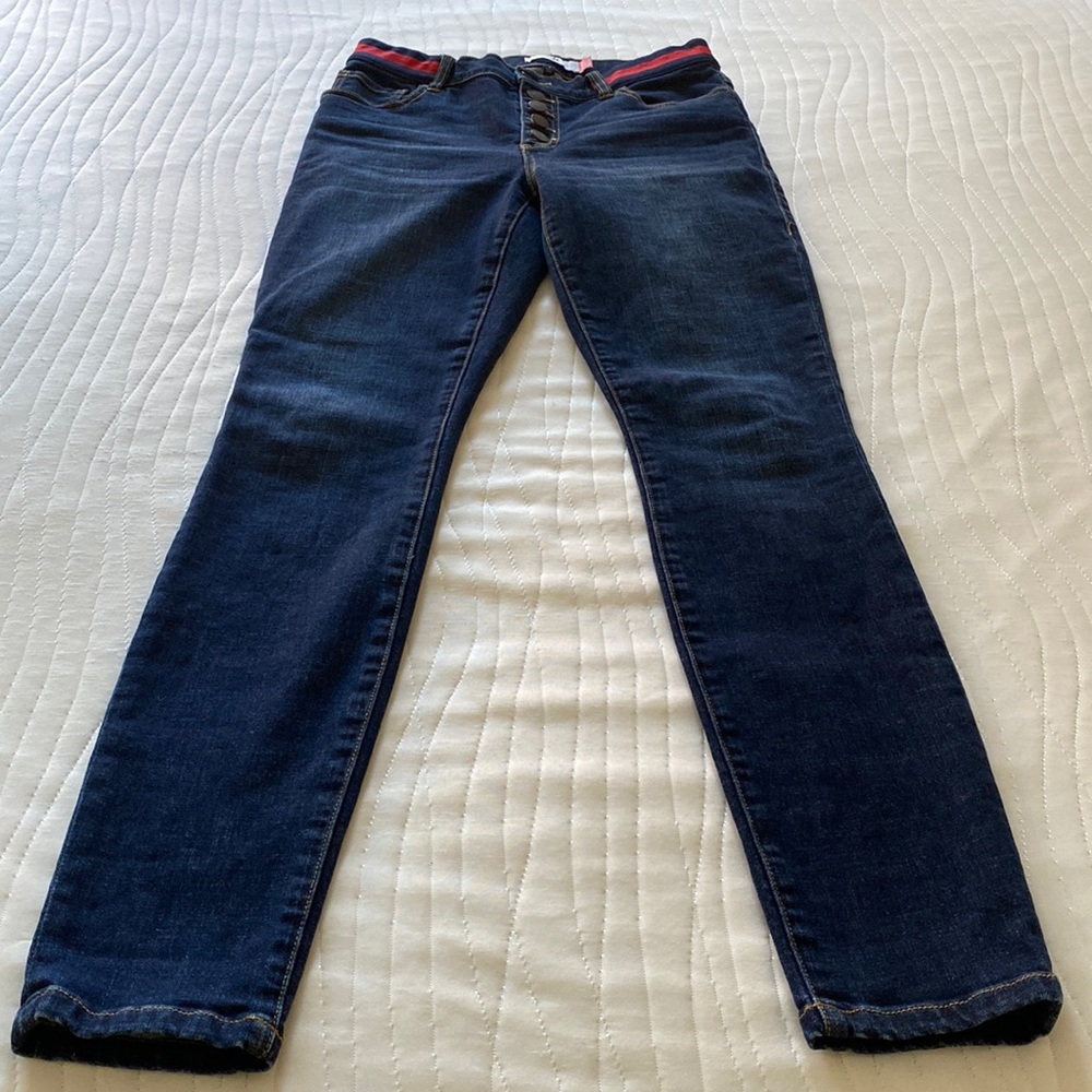 button fly stylish waistband